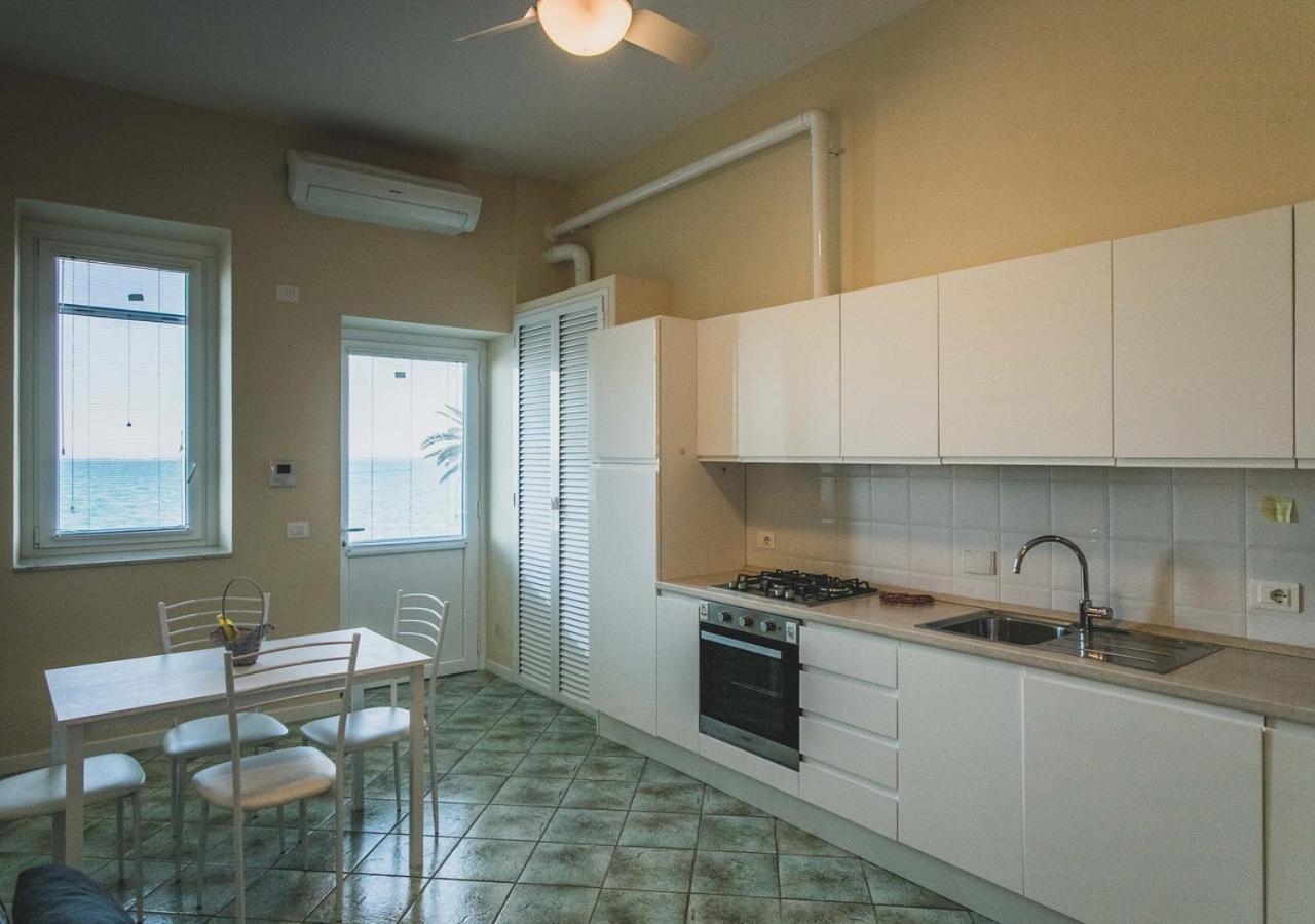 Casa sul LUNGOMARE Appartamento Porto Santo Stefano  Esterno foto